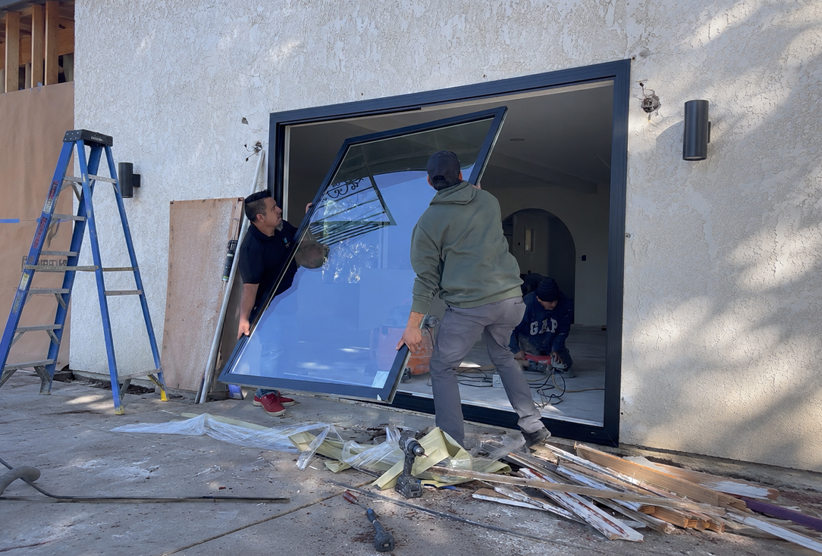 Window measurement and frame guidance